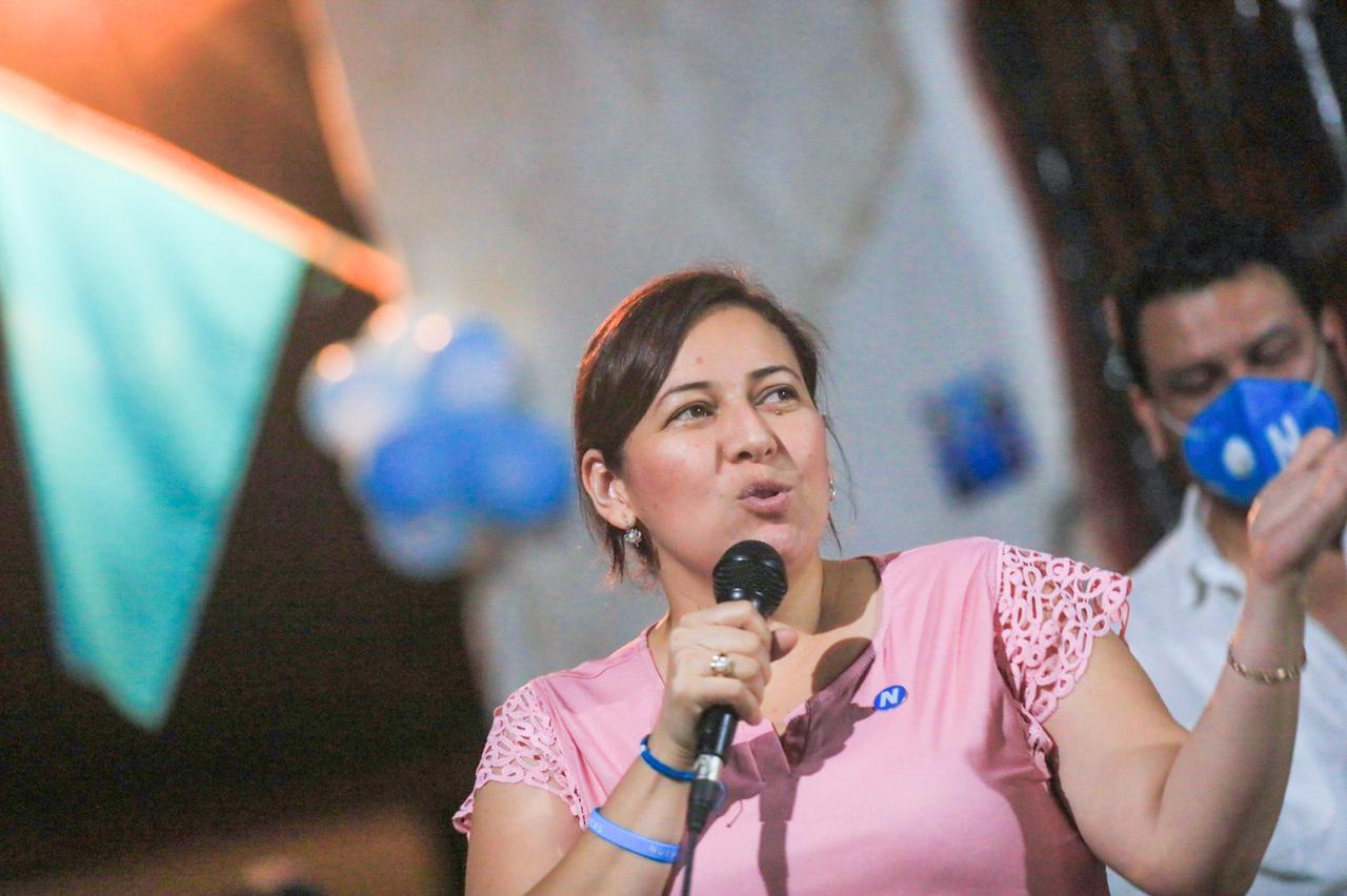 Encuesta vaticina amplia ventaja a Cecilia Rivera, candidata a diputada por el PARLACEN encuesta-vaticina-amplia-ventaja-a-cecilia-rivera-candidata-a-diputada-por-el-parlacen
